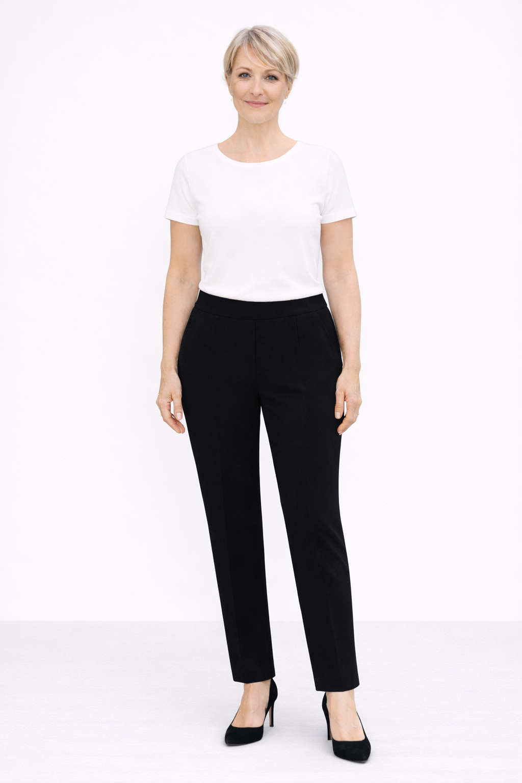 Black Meryl 2 Pockets Tapered Trousers